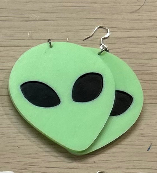Earrings - Aliens - Glow